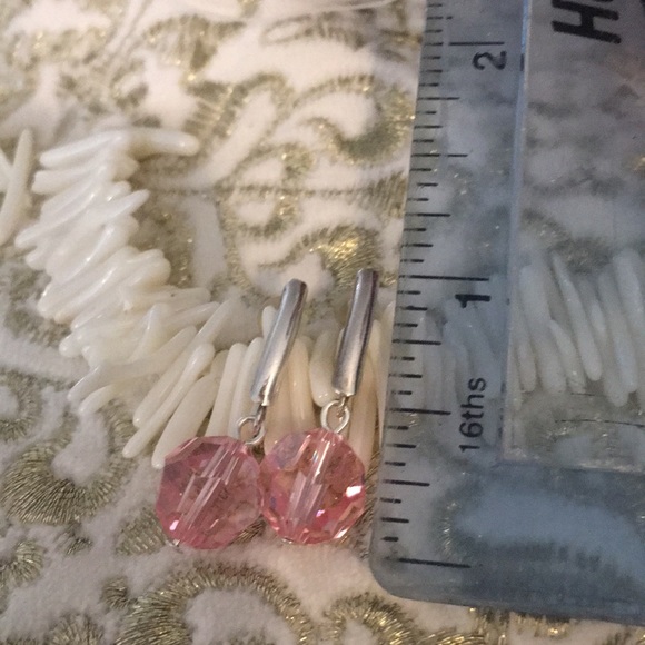 🆕Swarovski crystals and SS hooks earrings. - Picture 6 of 6